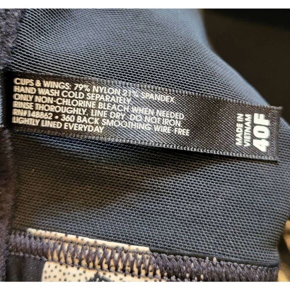 Torrid Bra Women's 40F Black Stars Dream Wire Free Back Smoothing Longline - Picture 4 of 6